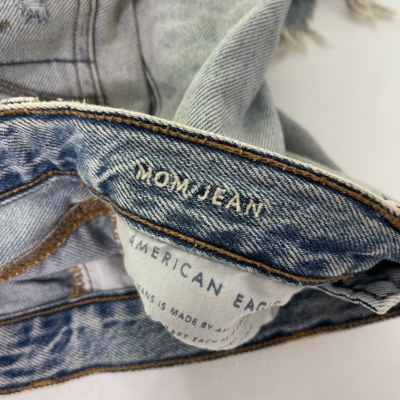 AMERICAN EAGLE OUTFITTERS Mom Jeans Distressed blue jeans 4 regular denim - Picture 4 of 9